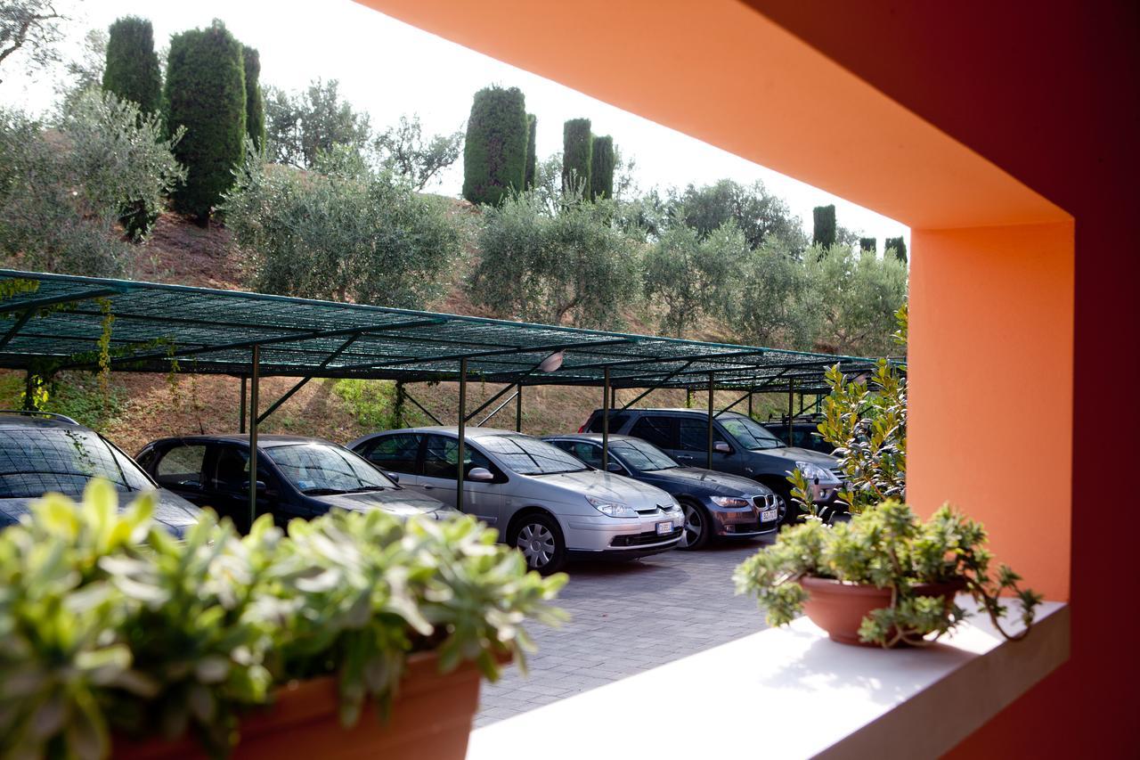 Agriturismo Tre Colline バルドリーノ エクステリア 写真