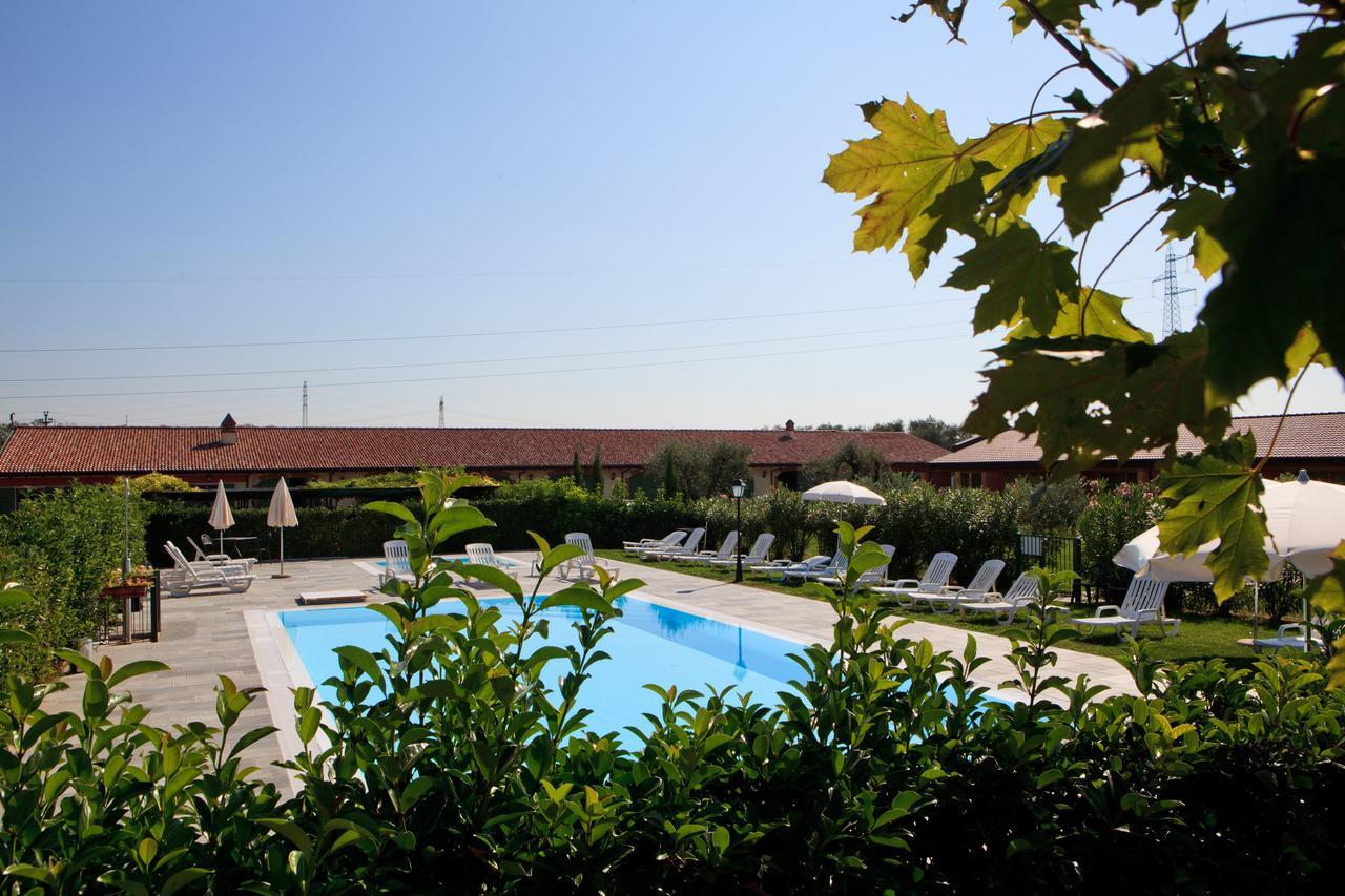 Agriturismo Tre Colline バルドリーノ エクステリア 写真