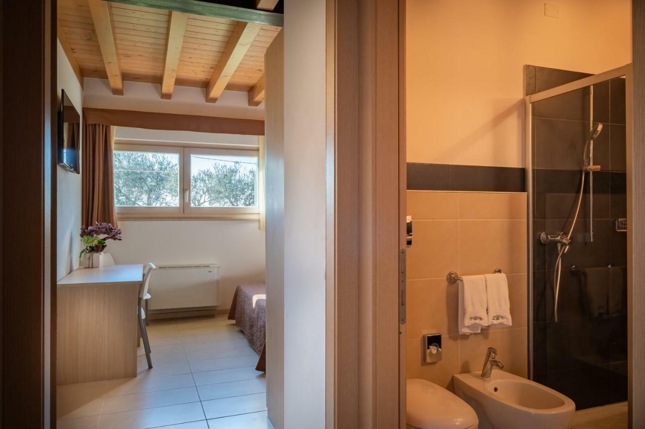 Agriturismo Tre Colline バルドリーノ エクステリア 写真
