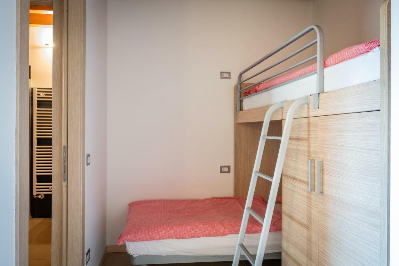 Agriturismo Tre Colline バルドリーノ エクステリア 写真